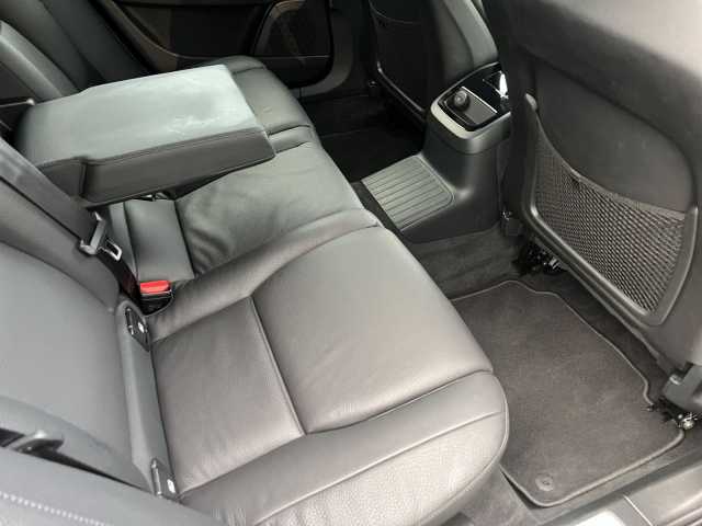 Volvo V90 AWD Core T6