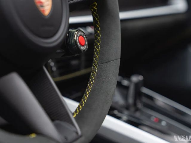 Porsche 992 4 Cabrio GTS Targa Turbo