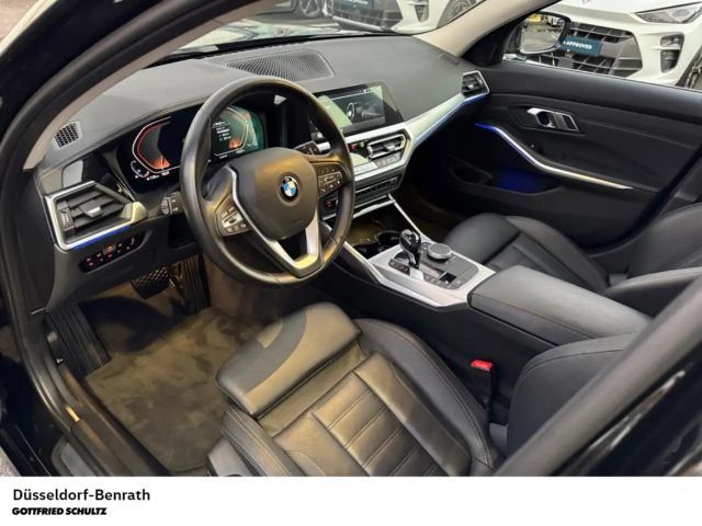 BMW 330 330i Luxury Line Touring