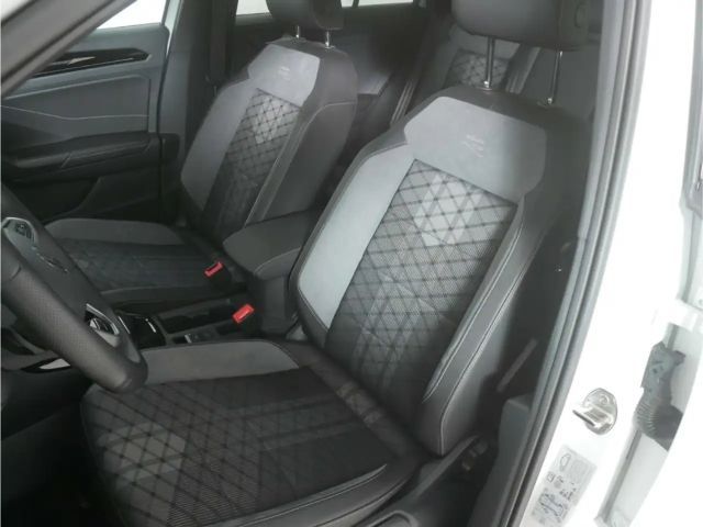 Volkswagen T-Roc 1.5 TSI DSG R-Line