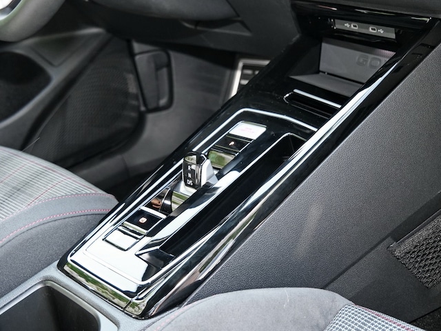 Volkswagen Golf 2.0 TSI GTI Golf VIII Style