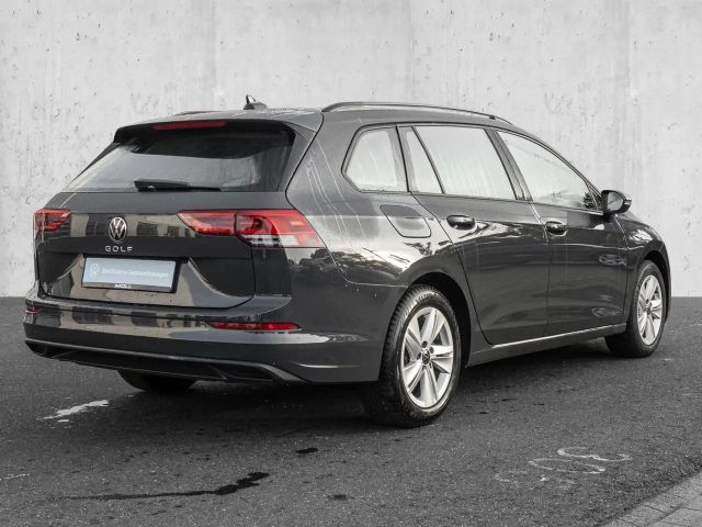Volkswagen Golf 1.5 TSI Life Variant