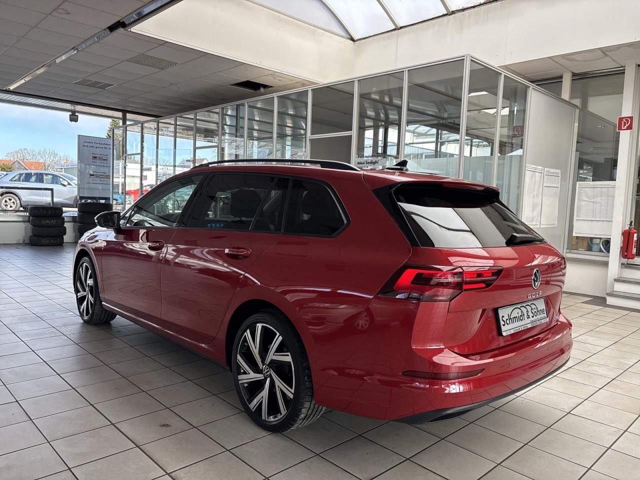 Volkswagen Golf 1.5 eTSI Golf VIII Life