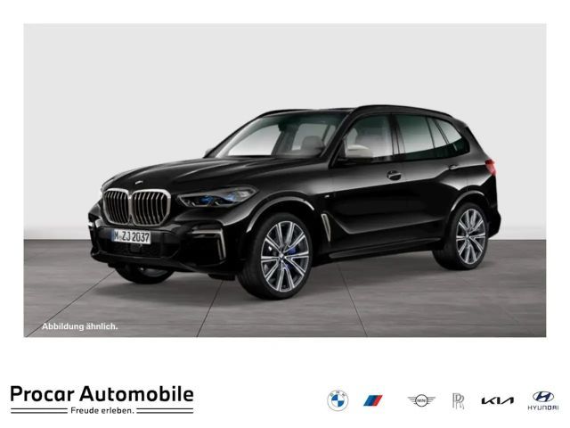 BMW X5 M50i
