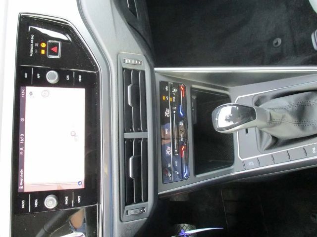 Volkswagen Polo 1.0 TSI DSG Style