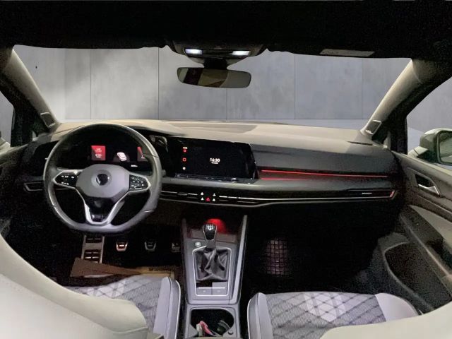 Volkswagen Golf R-Line Variant