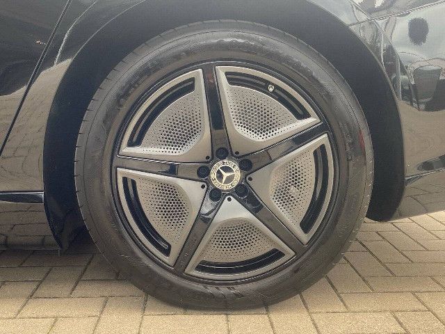 Mercedes-Benz EQS 450 Sedan