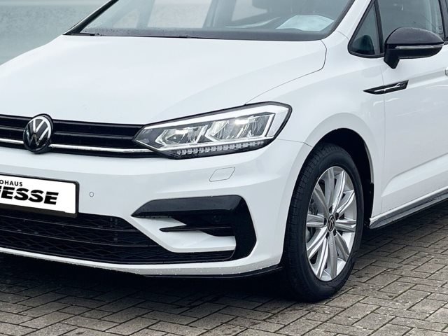 Volkswagen Touran 1.5 TSI DSG LED ACC Navi