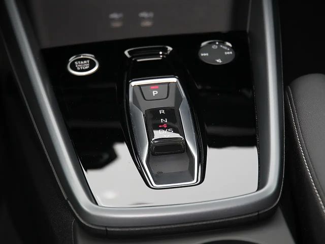 Audi A3 35 TFSI S-Line Sedan Sportback