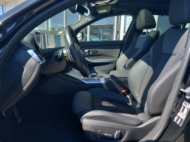 BMW 320 320d M-Sport Touring