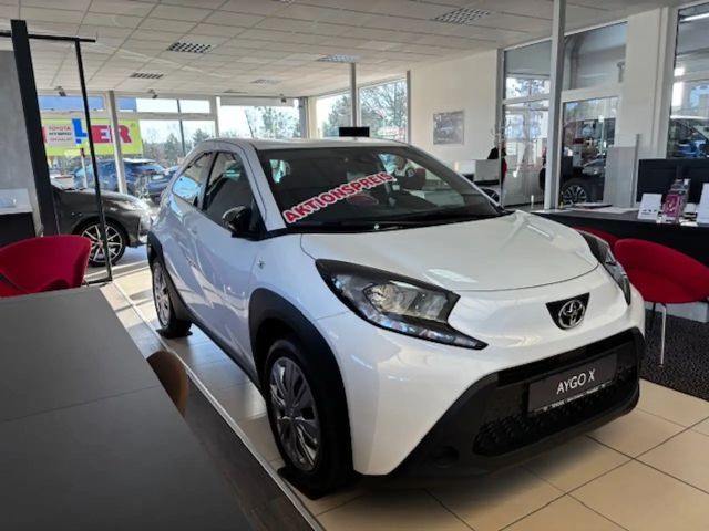 Toyota Aygo X Hatchback Play X-play