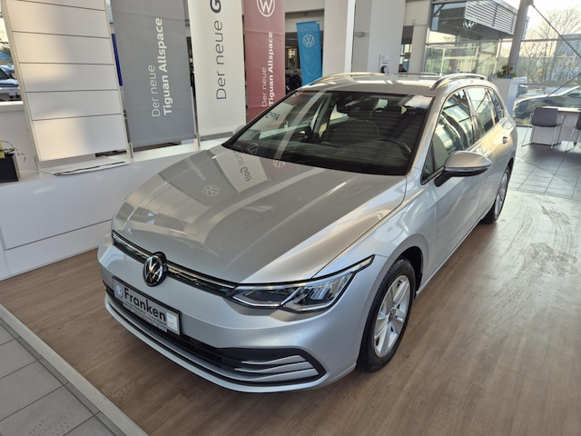 Volkswagen Golf 1.5 eTSI DSG Life Variant