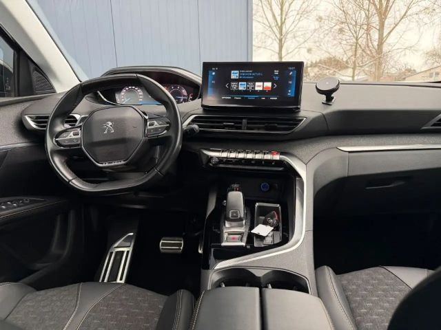 Peugeot 5008 BlueHDi EAT8