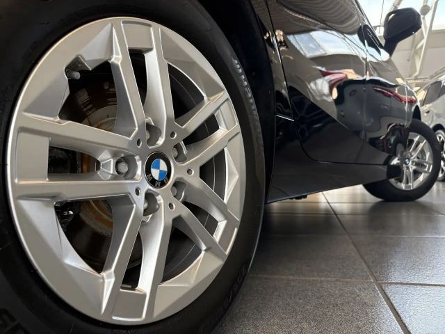 BMW 220 220i Active Tourer