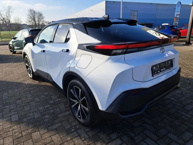 Toyota C-HR Hybride Team D