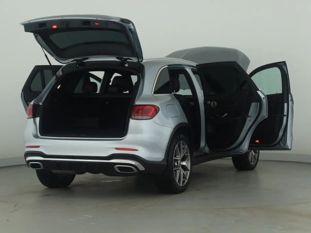 Mercedes-Benz GLC 300 4MATIC AMG Line GLC 300 d