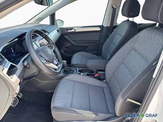 Volkswagen Touran 1.5 TSI IQ.Drive R-Line