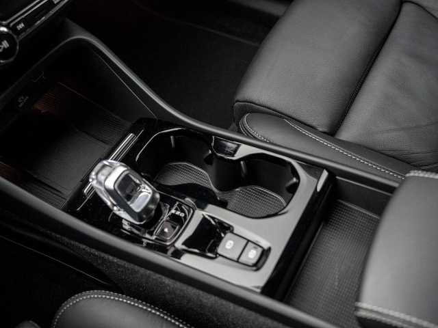 Volvo XC40 Dark Plus Recharge T5