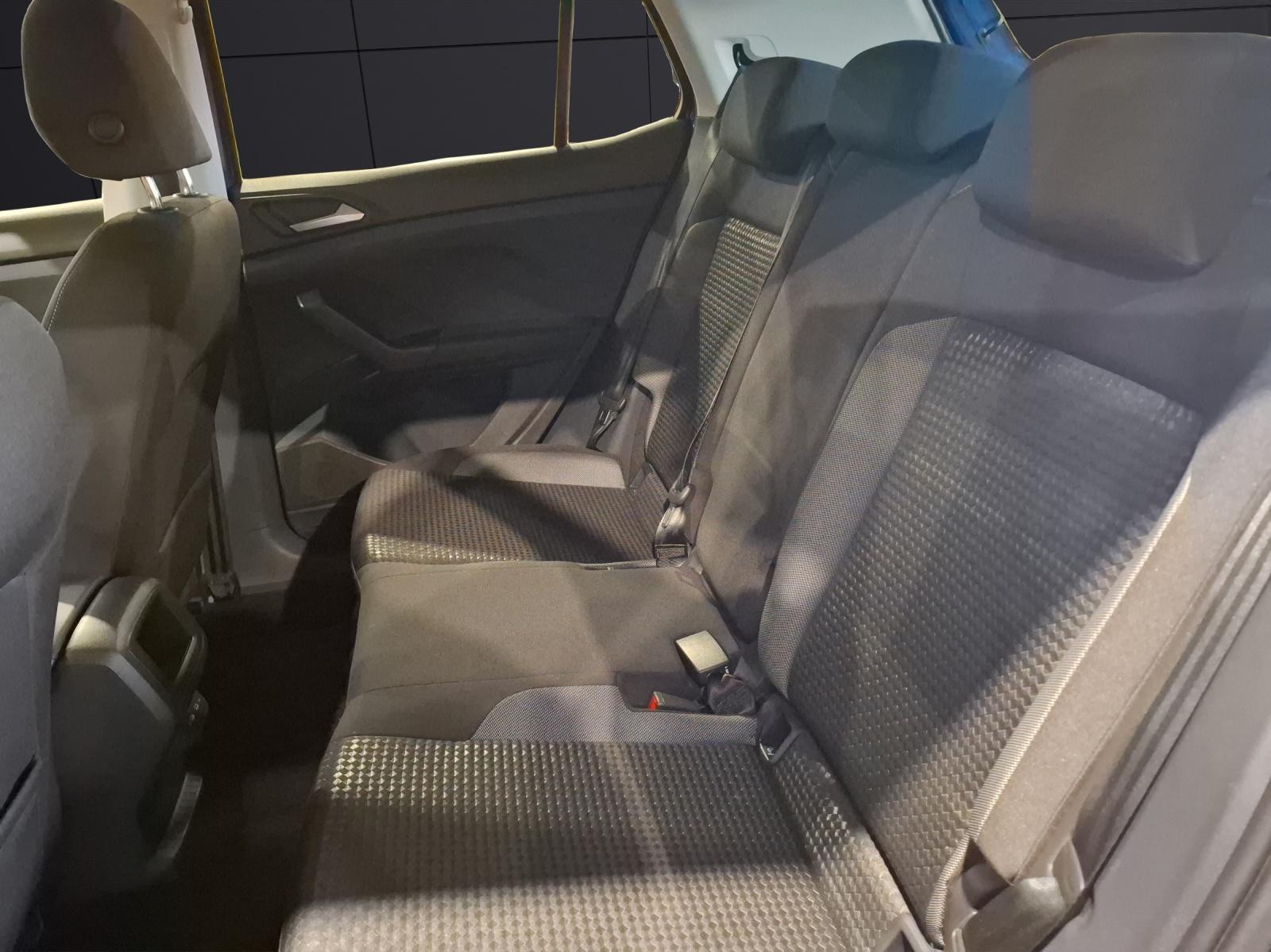 Volkswagen T-Cross TSI Active Navi AID ACC PDC SH LM