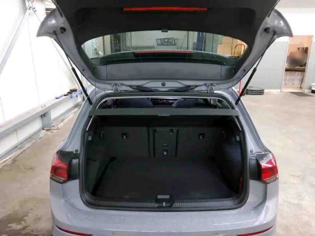 Volkswagen Golf 1.5 eTSI DSG