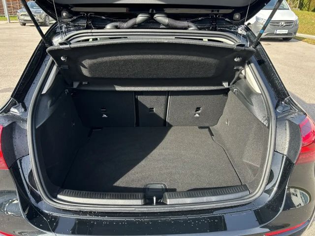 Mercedes-Benz A 180 Hatchback