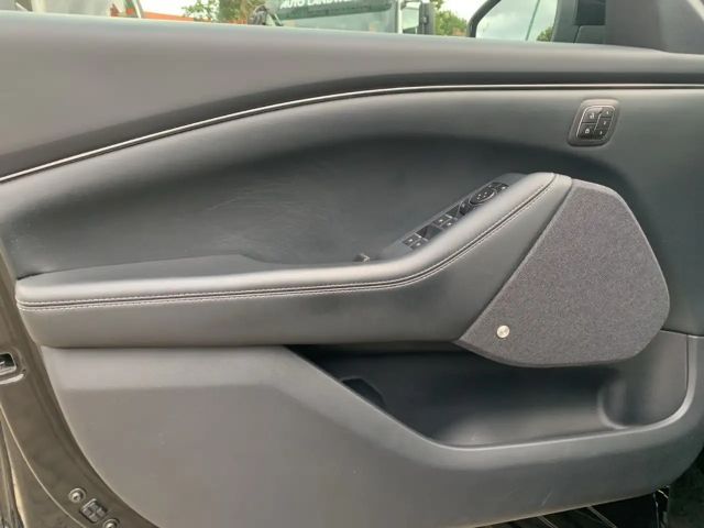 Ford Mustang Mach-E Basis Panorama Navi Digitales Cockpit Memory Sitze