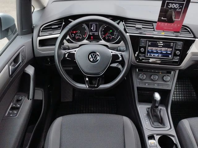 Volkswagen Touran DSG