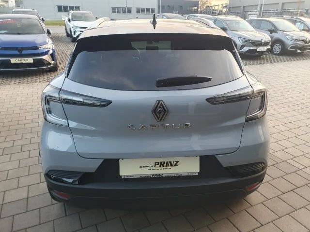 Renault Captur EDC Hybrid Techno