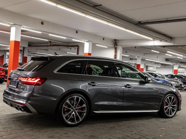 Audi S4 Avant Quattro