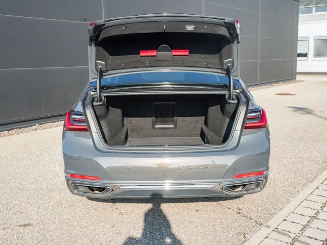 BMW 740 Sedan xDrive