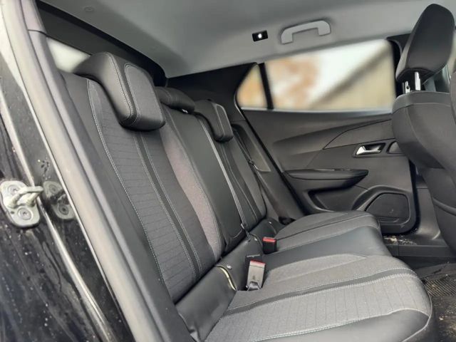 Peugeot E-2008 Allure Pack
