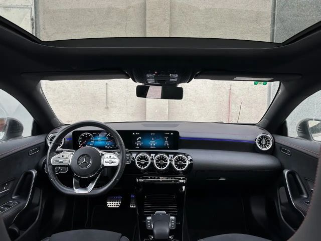 Mercedes-Benz CLA 200 AMG Line Shooting Brake