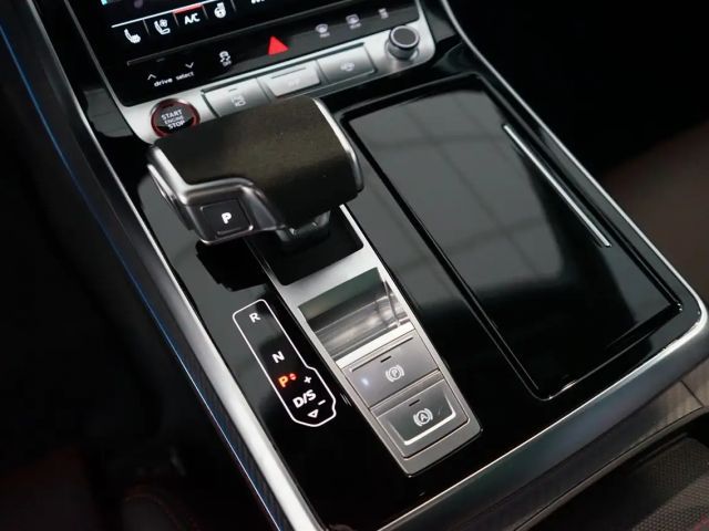 Audi RS Q8 Performance