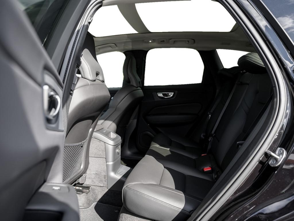 Volvo XC60 AWD Dark Plus Recharge T8