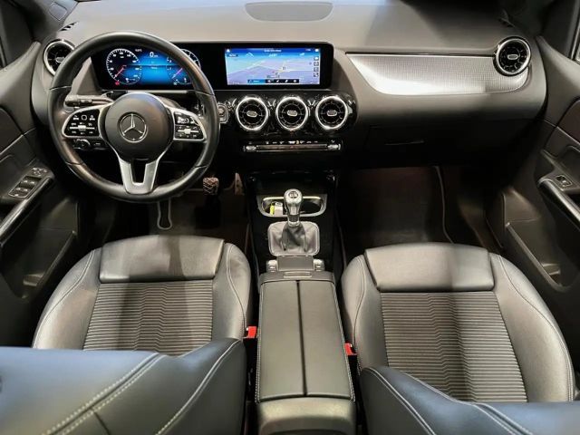 Mercedes-Benz B 200 Progressive