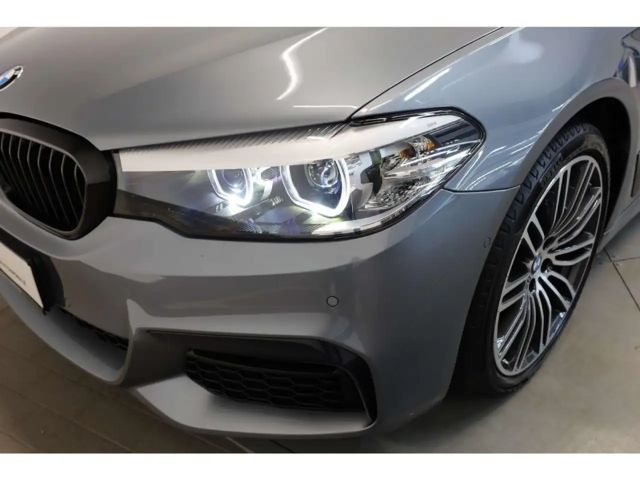 BMW 520 520d M-Sport
