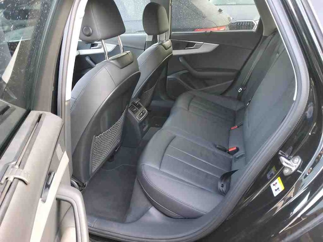 Audi A4 40 TDI Avant S-Tronic