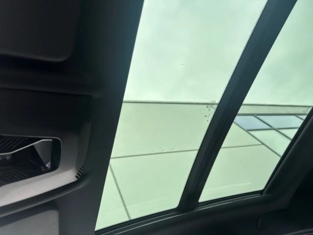 BMW 120 120i M-Sport Sedan