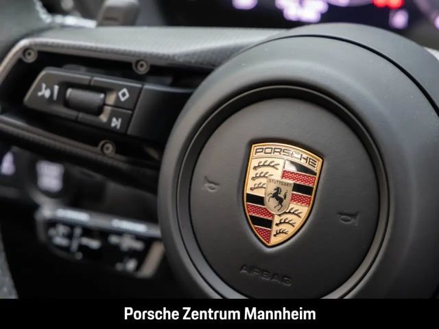 Porsche 992 Carrera Coupé GTS