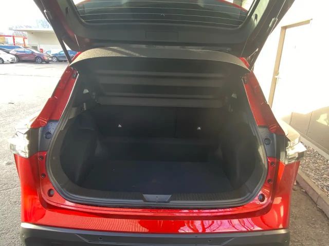 Nissan Qashqai 1,3 MHEV First Edition +