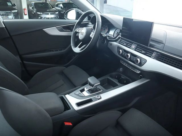 Audi A4 40 TDI Avant S-Tronic