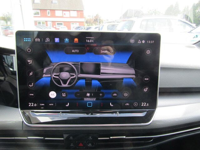 Volkswagen Golf 1.5 TSI DSG