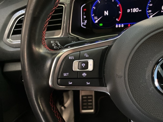 Volkswagen T-Roc 1.5 TSI DSG R-Line