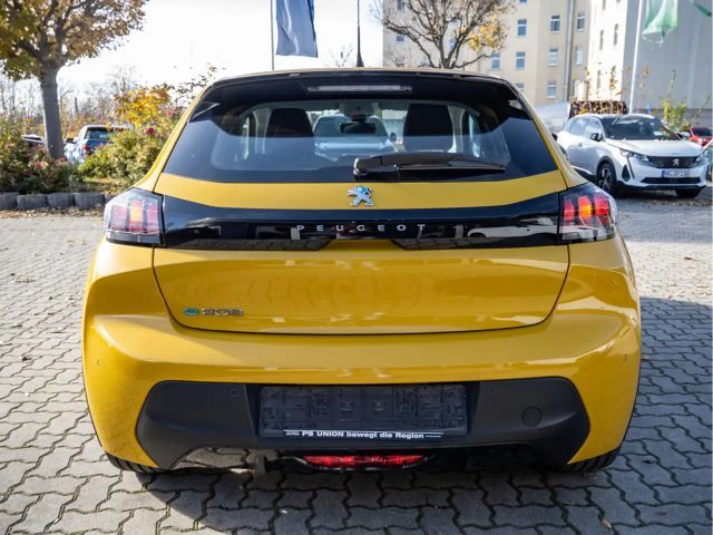 Peugeot E-208 Active Pack