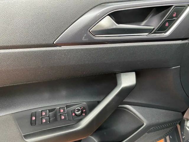 Volkswagen Polo 1.0 TSI DSG Highline