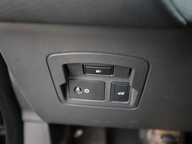 Land Rover Range Rover Velar P400e