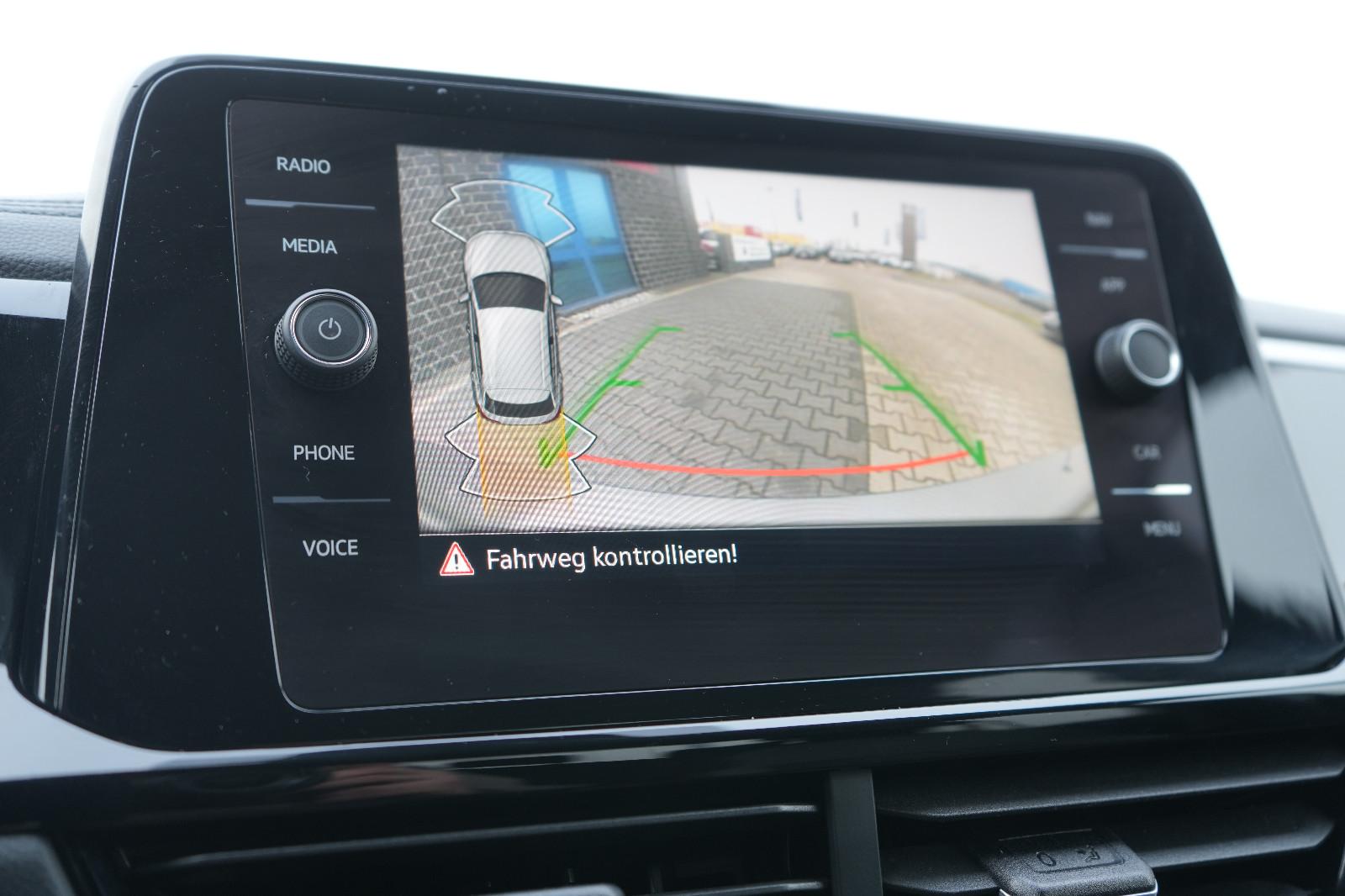 Volkswagen T-Roc 1.5 TSI DSG Plus R-Line