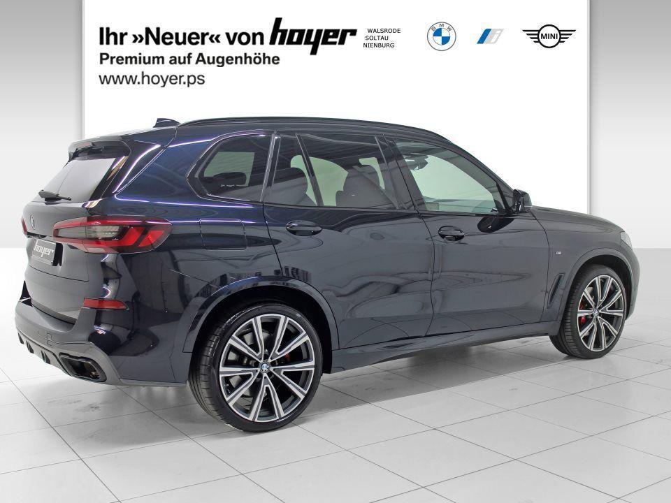 BMW X5 M50i