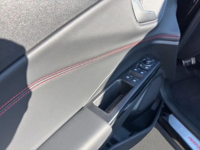 Ford Puma EcoBoost ST Line