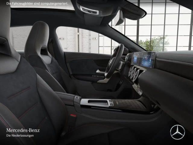 Mercedes-Benz CLA 200 AMG Line